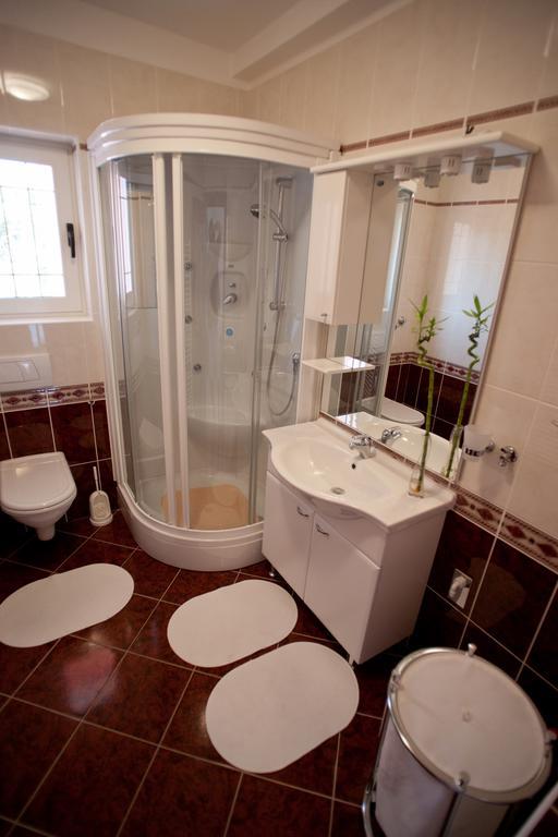 Apartments Marinic 프리모스턴 객실 사진